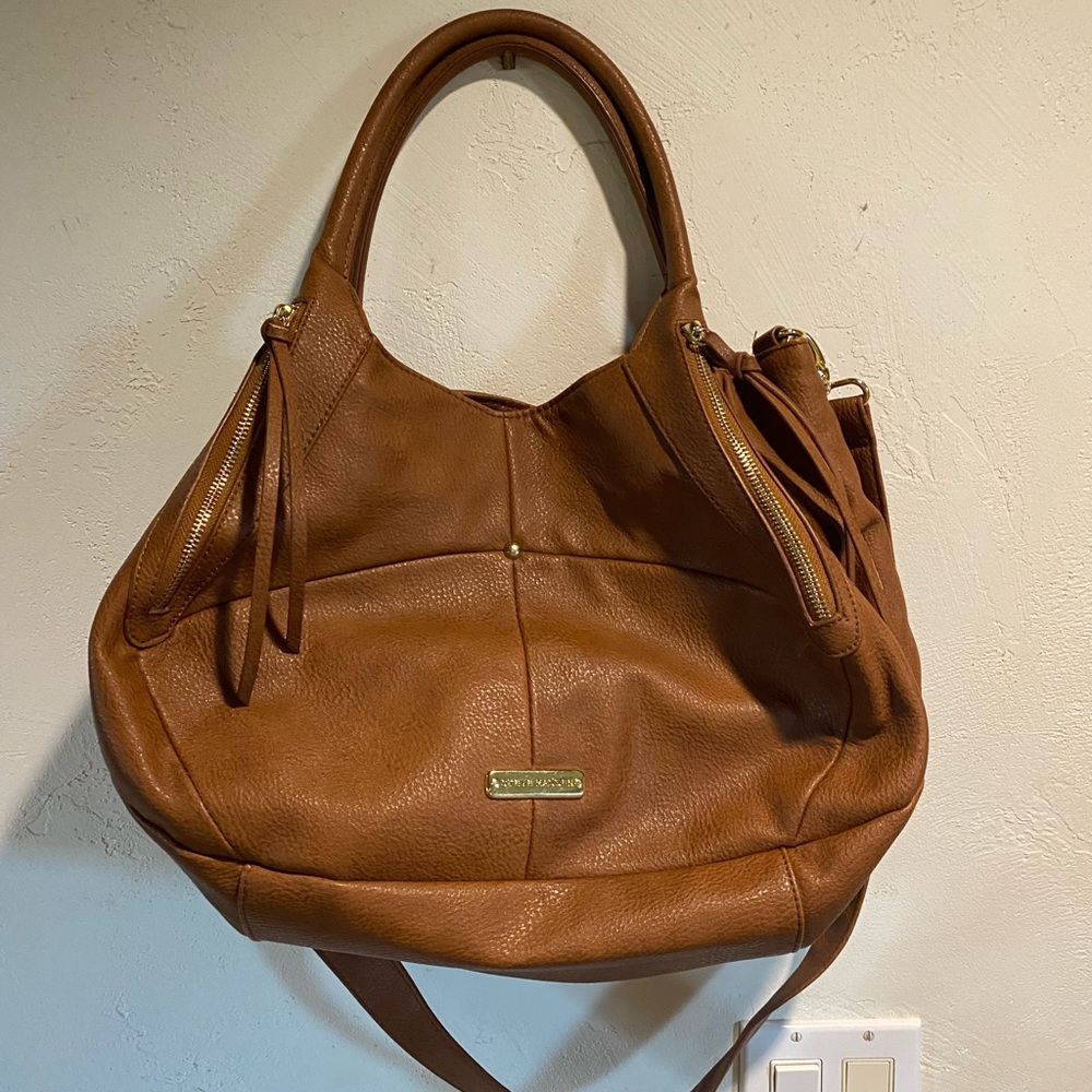 Steve Madden brown purse.